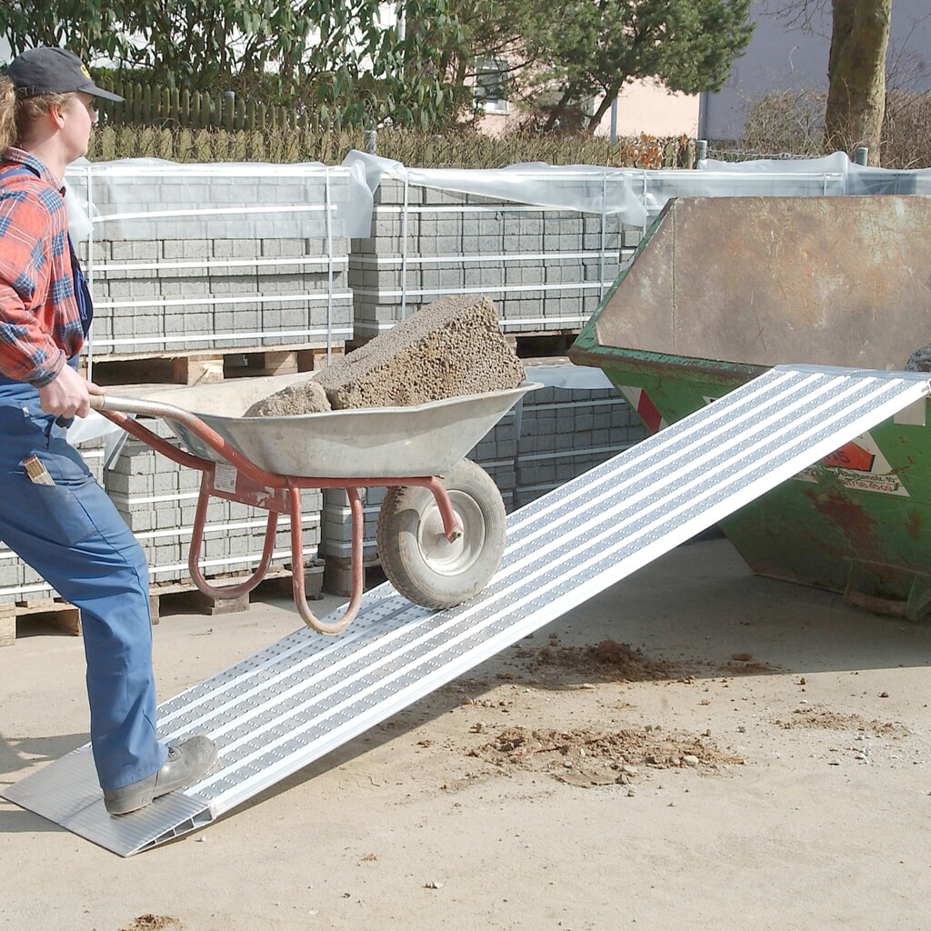 Aluminiowa szyna przeładunkowa, antypoślizgowa, nośność 435 kg/szt., szer. x dł. 200 x 1 500 mm Zdjęcie produktu nr 8: Aluminiowa szyna przeładunkowa, antypoślizgowa, nośność 435 kg/szt., szer. x dł. 200 x 1 500 mm