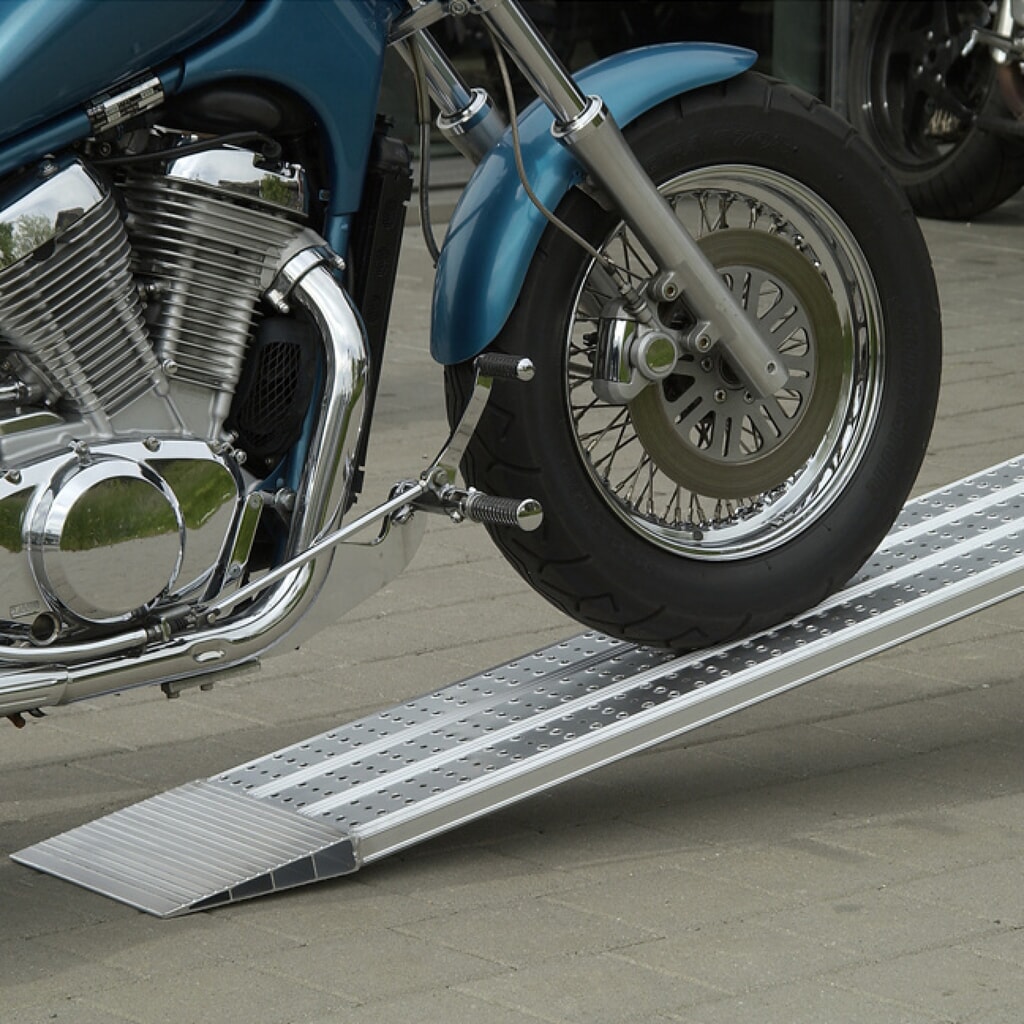 Aluminiowa szyna przeładunkowa, antypoślizgowa, nośność 435 kg/szt., szer. x dł. 200 x 1 500 mm Zdjęcie produktu nr 9: Aluminiowa szyna przeładunkowa, antypoślizgowa, nośność 435 kg/szt., szer. x dł. 200 x 1 500 mm