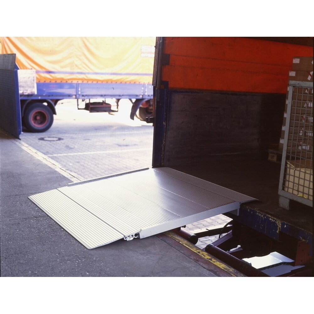 Zdjęcie produktu nr 4: Ciężki pomost najazdowy, nośność 4000 kg, szer. x dł. 1 250 x 1 235 mm