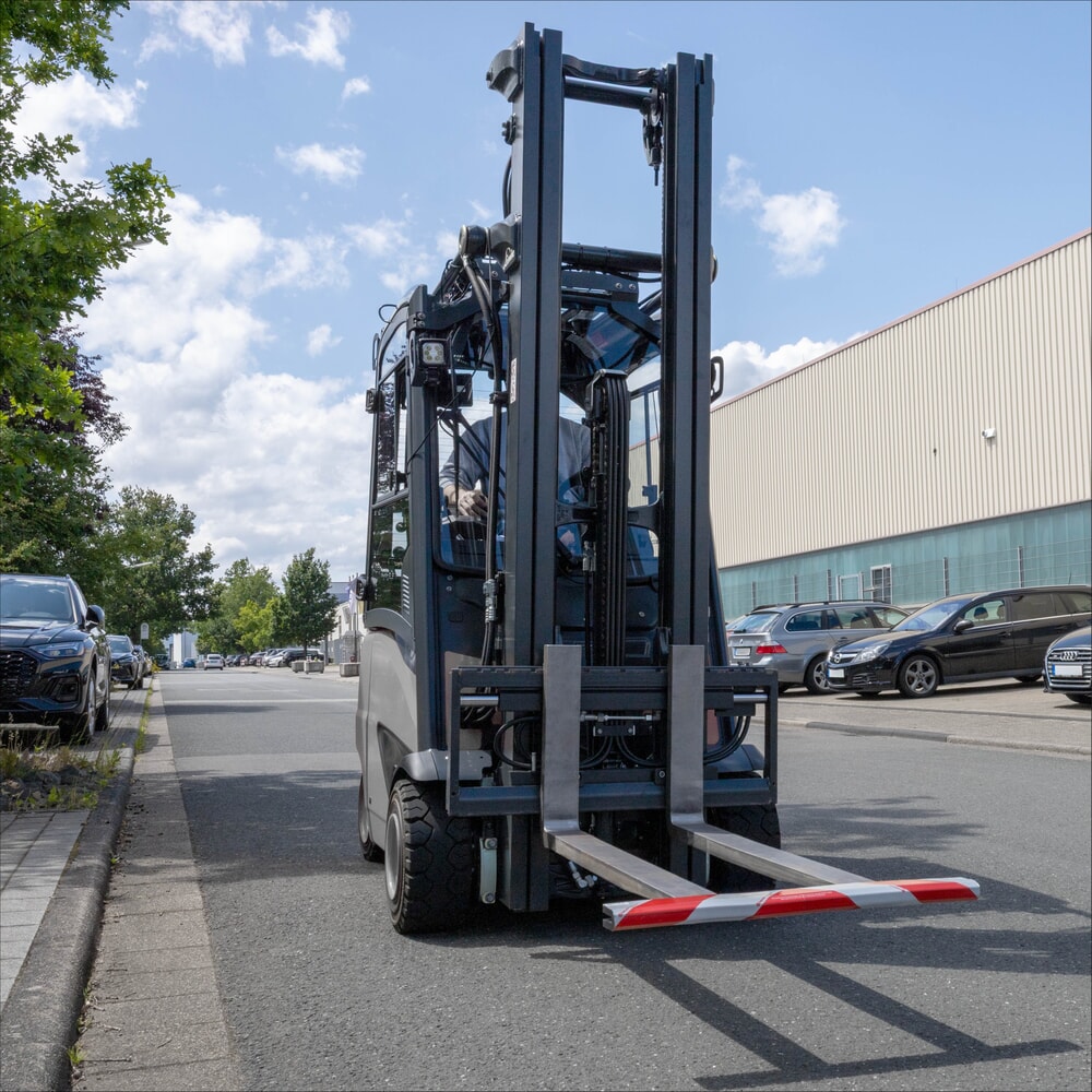 Zdjęcie produktu nr 5: Listwa ostrzegawcza VETTER z magnesami, wys. x szer. x gł. 80 x 800 x 40 mm