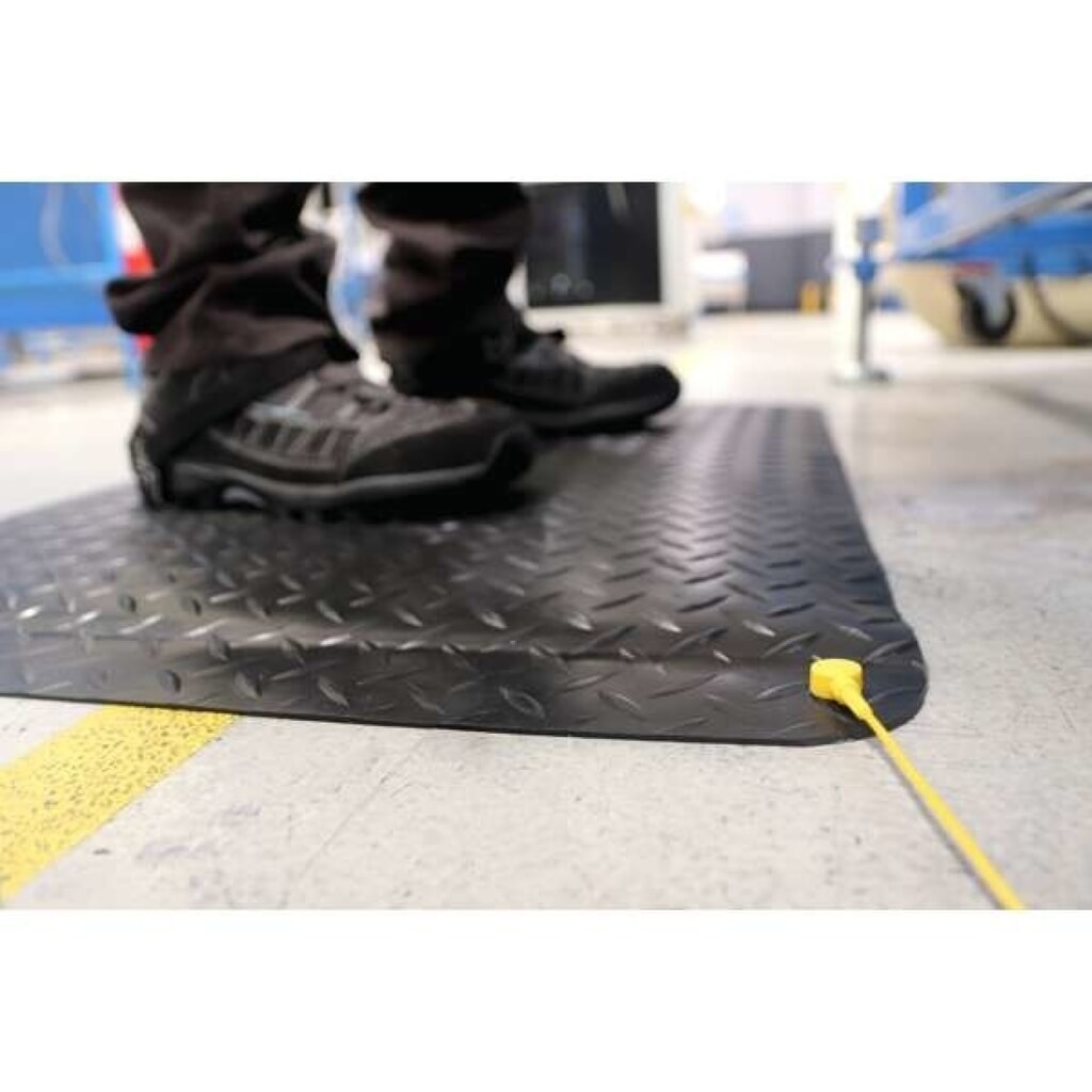 Zdjęcie produktu nr 2: Mata przeciwzmęczeniowa Deckplate Anti-Static COBA, szer. x dł. 900 x 1500 mm, kolor czarny