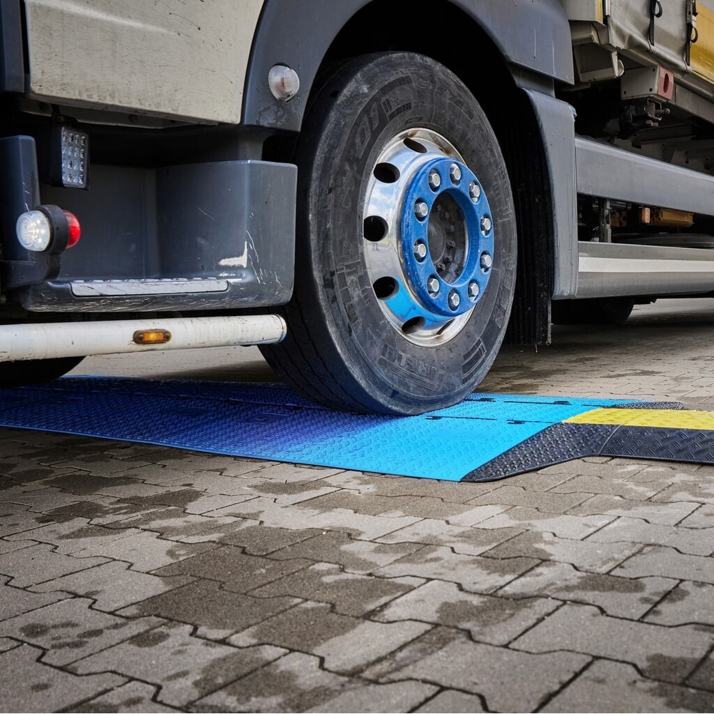 Defender® by Adam Hall Most kablowy MIDI 5 2D adapter/element końcowy, męski Zdjęcie produktu nr 5: Defender® by Adam Hall Most kablowy MIDI 5 2D adapter/element końcowy, męski