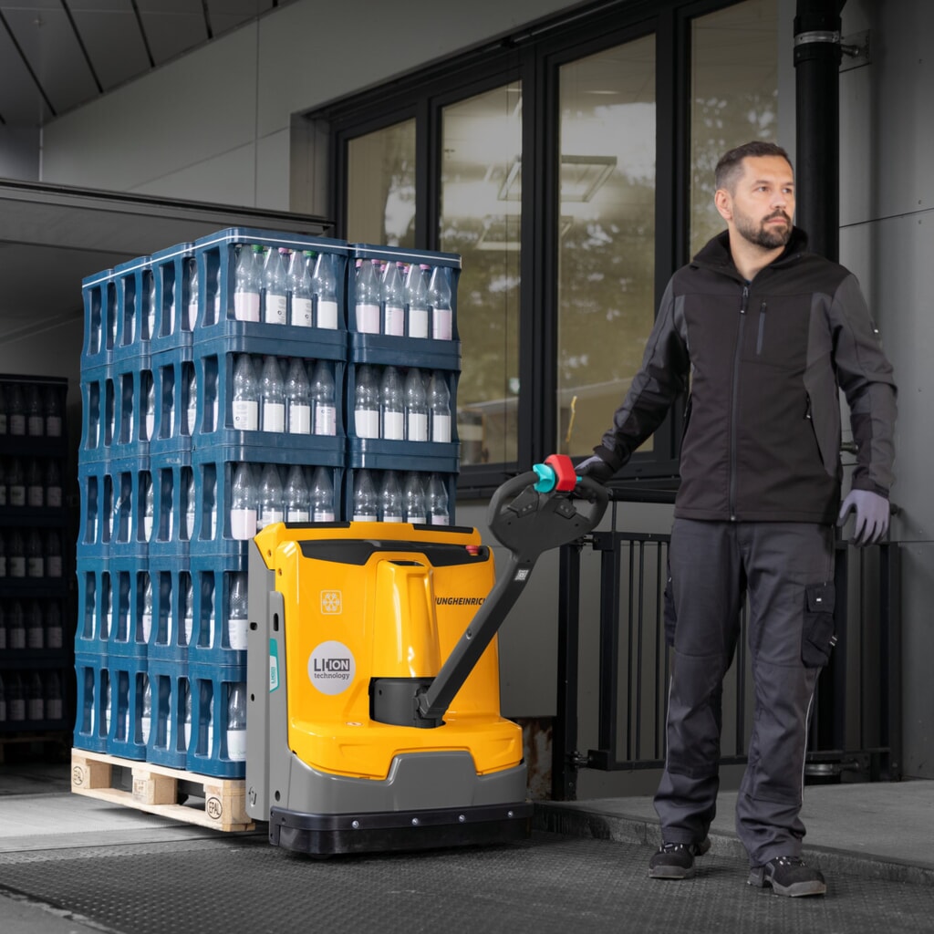 Zdjęcie produktu nr 6: Elektryczny wózek paletowy Jungheinrich EJE 114i, udźwig 1400 kg, długość wideł 1150 mm