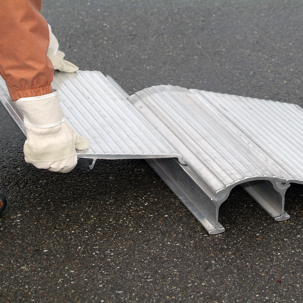 Zdjęcie produktu nr 3: Pomost przejezdny do kabli, nośność 7 000 kg, długość 860 mm