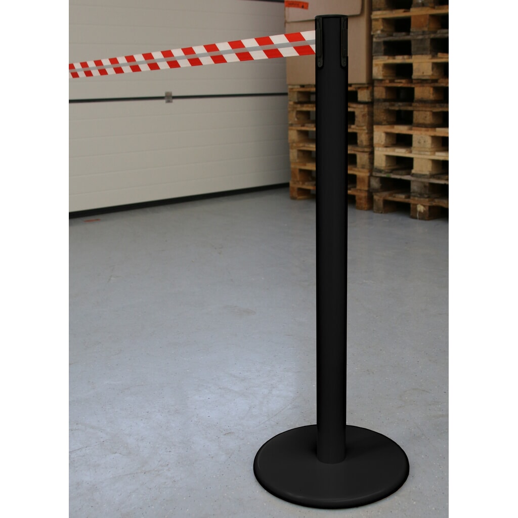 Słupek odgradzający do taśmy RS-GUIDESYSTEMS® GLA 45-J REFLECTO, długość 3,5 m, szerokość 50 mm, słupek czarny, taśma czerwono-biała Zdjęcie produktu nr 4: Słupek odgradzający do taśmy RS-GUIDESYSTEMS® GLA 45-J REFLECTO, długość 3,5 m, szerokość 50 mm, słupek czarny, taśma czerwono-biała