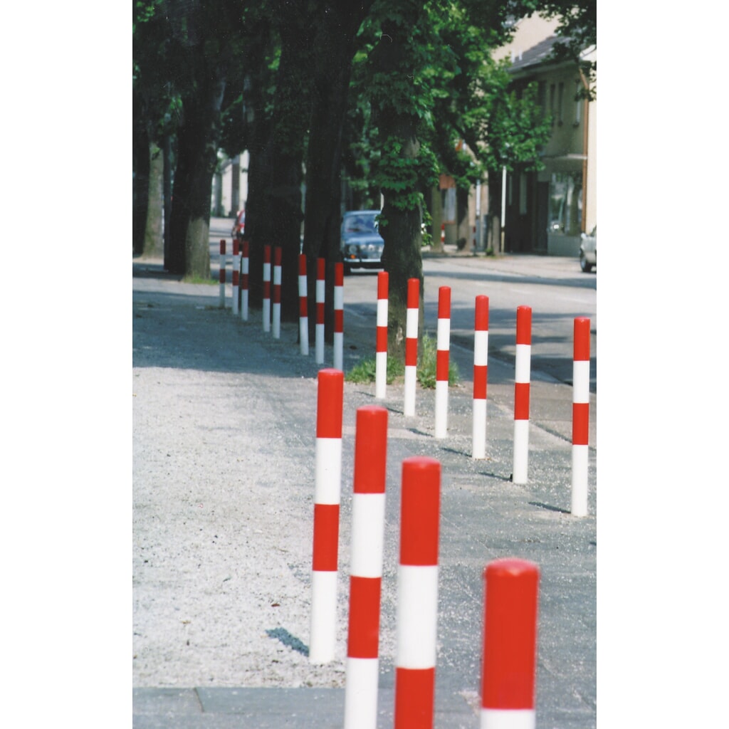 Słupek odgradzający MORION, stały, rura okrągła Ø 60 mm, ocynkowany ogniowo i lakierowany, do osadzania w betonie, 1 uchwyt łańcuchowy Zdjęcie produktu nr 3: Słupek odgradzający MORION, stały, rura okrągła Ø 60 mm, ocynkowany ogniowo i lakierowany, do osadzania w betonie, 1 uchwyt łańcuchowy