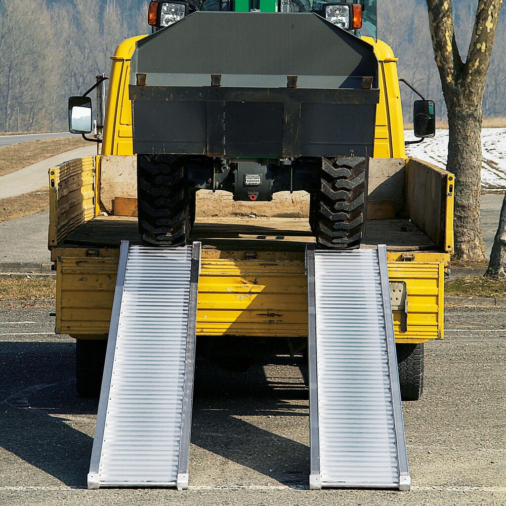 Zdjęcie produktu nr 1: Szyny przeładunkowe do dużych obciążeń, bez krawędzi, nośność 4 470 kg/para, długość 4 040 mm